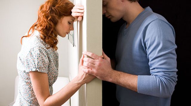 1-couple-relationship-issues-lgn