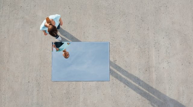 self reflection mirror